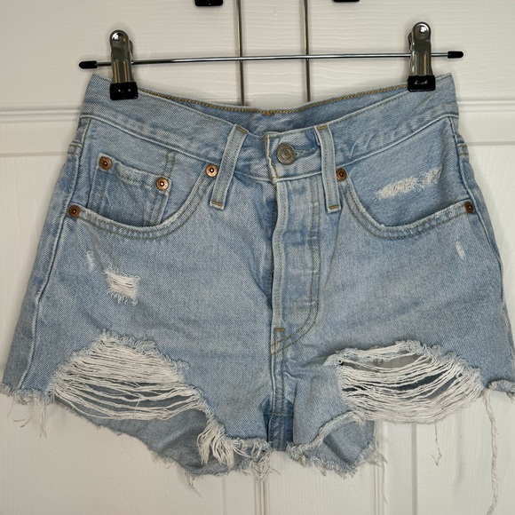 Levi’s 501 shorts - Picture 1 of 3